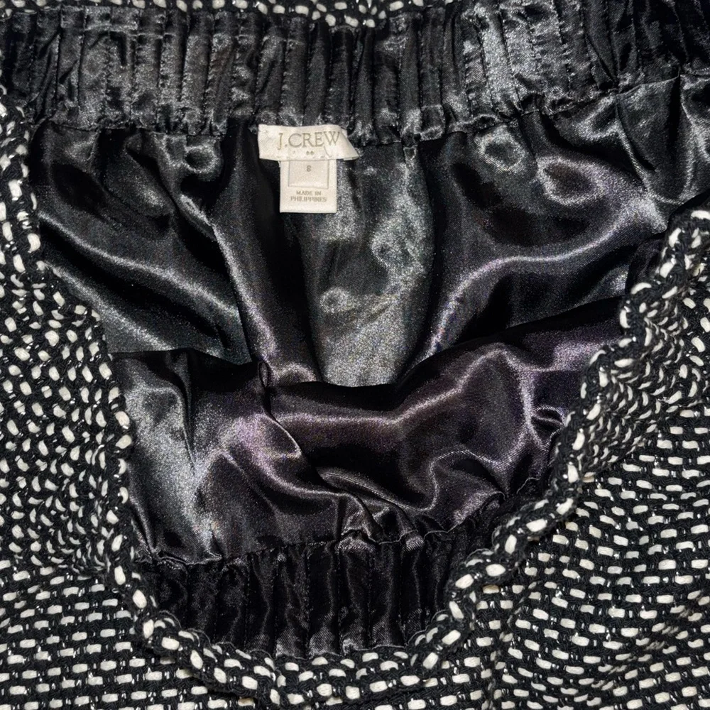 J.Crew Factory Sidewalk Skirt in Jacquard pattern black/white Woman's size 8